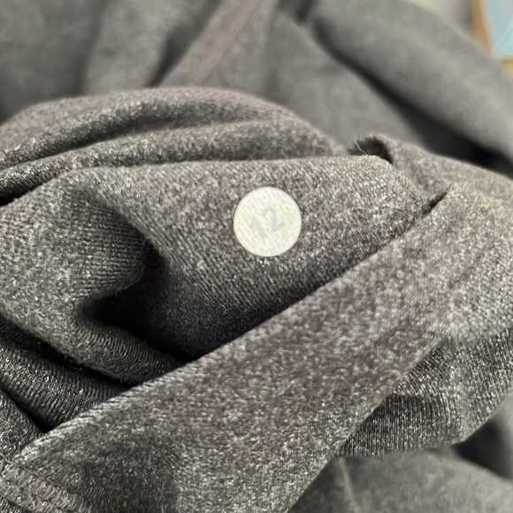 Lululemon size 12 Still Pant Excellent - Picture 9 of 9